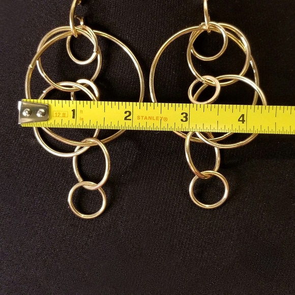 Urban Geometric Hoop Cascade Earrings - Picture 3 of 5